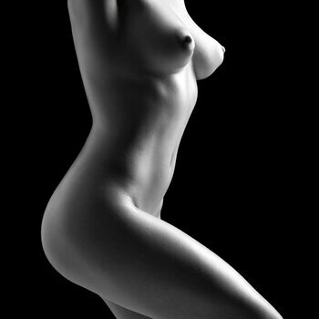 Calendrier 2024 Femme nue AVEC POSTER OFFERT Calendrier 2024 Femme nue AVEC POSTER OFFERT