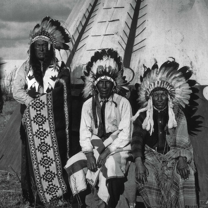 Calendrier PAPIER Indiens coiffe 2027